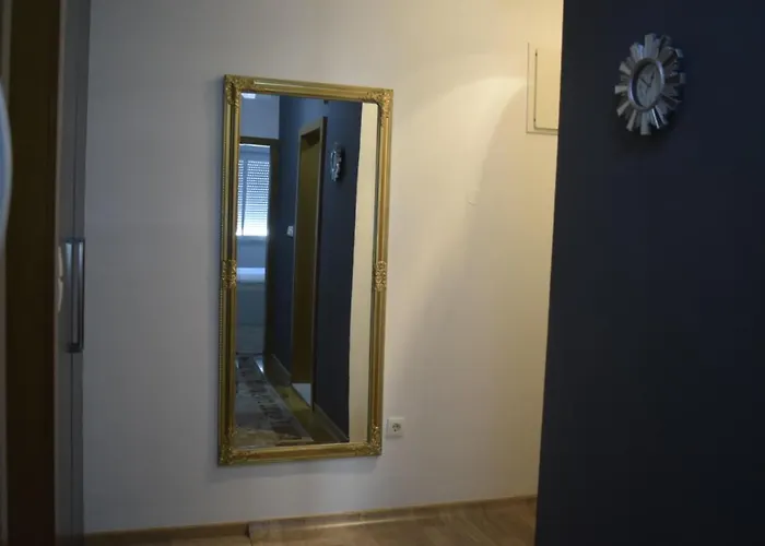 Cherine شقة موستار